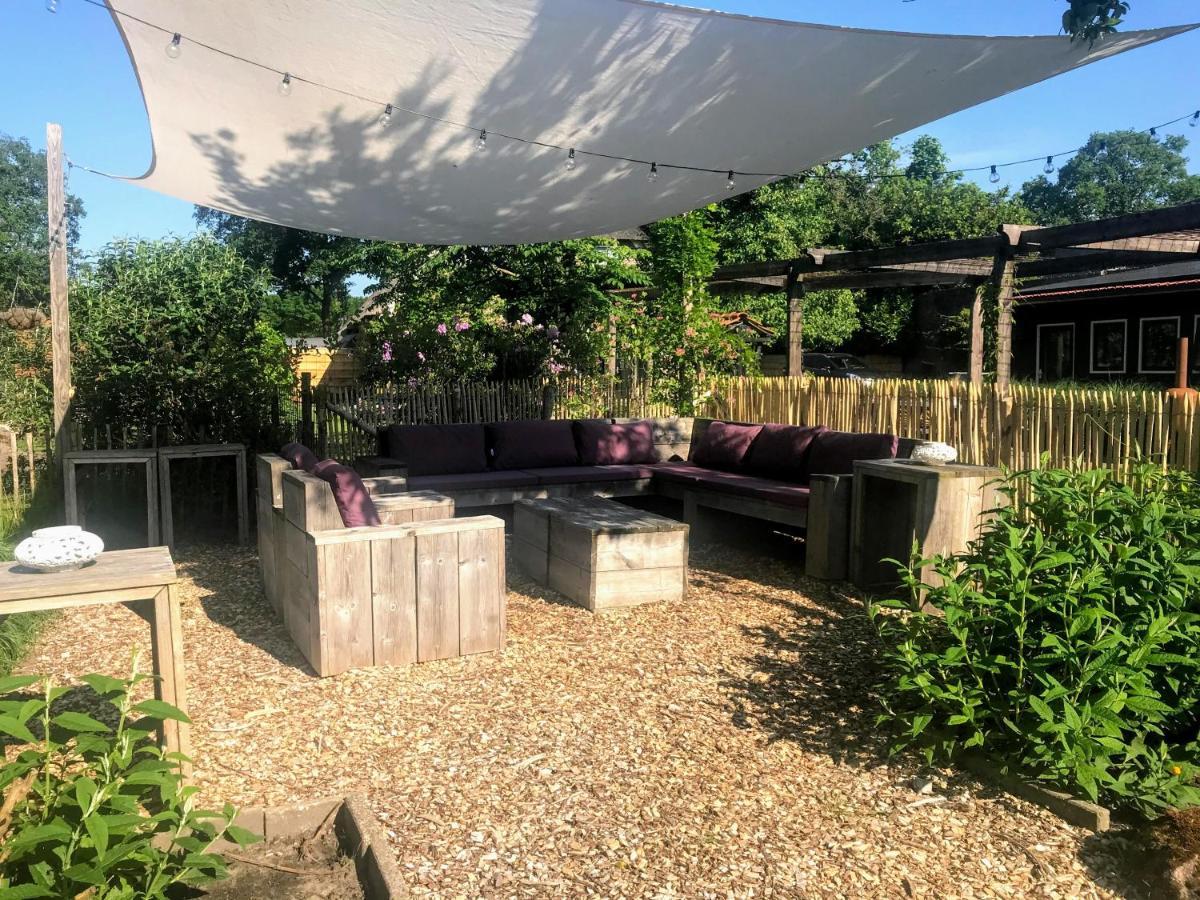 Вилла In De Tuin In Gees Экстерьер фото